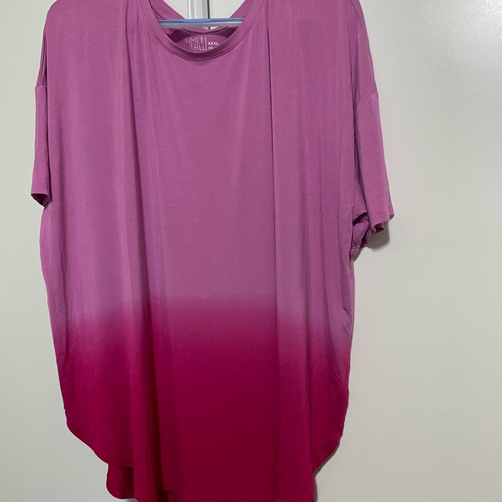 Time and Tru Women's Pink Gradient Short Sleeve Tee